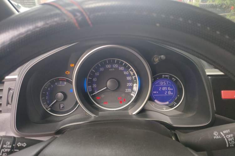 Used Honda Fit 2014 1.5L SE CVT Fashion Model Instrument Cluster