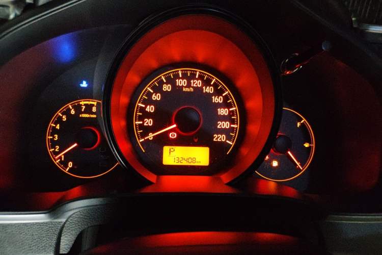 Used Honda Fit 2014 1.5L LX CVT Comfort Model Instrument Cluster