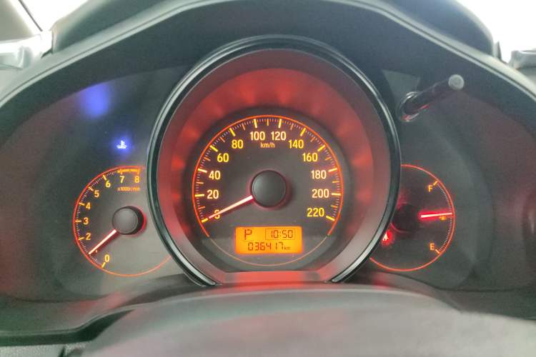 Used Honda Fit 2014 1.5L LX CVT Comfort Model Instrument Cluster