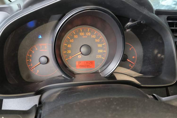 Used Honda Fit 2014 1.5L LX CVT Comfort Model Instrument Cluster