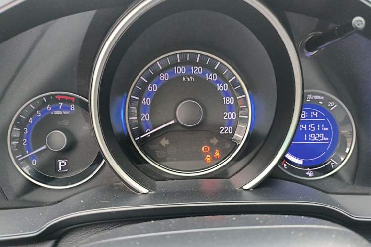 Used Honda Fit 2014 1.5L SE CVT Fashion Model Instrument Cluster