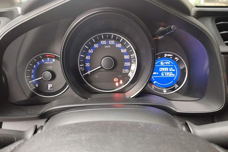 Used Honda Fit 2014 1.5L LX CVT Comfort Model Instrument Cluster