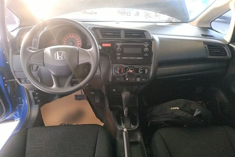 Used Honda Fit 2014 1.5L LX CVT Comfort Model Interior 2