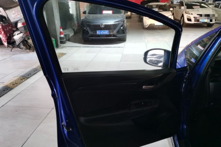 Used Honda Fit 2014 1.5L LX CVT Comfort Model Left Front Door Interior