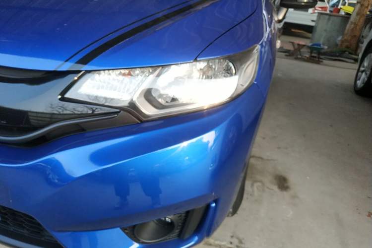 Used Honda Fit 2014 1.5L LX CVT Comfort Model Left Front Headlight