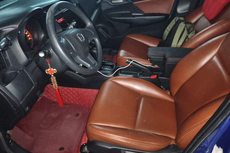 Used Honda Fit 2014 1.5L LX CVT Comfort Model Left Front Seat