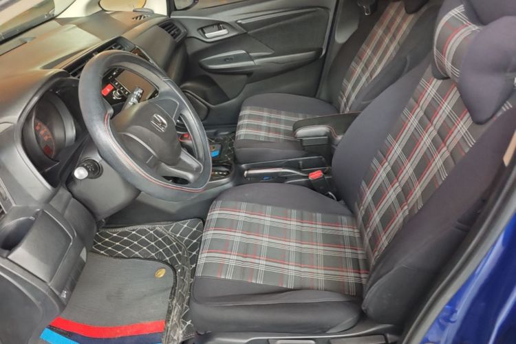 Used Honda Fit 2014 1.5L LX CVT Comfort Model Left Front Seat