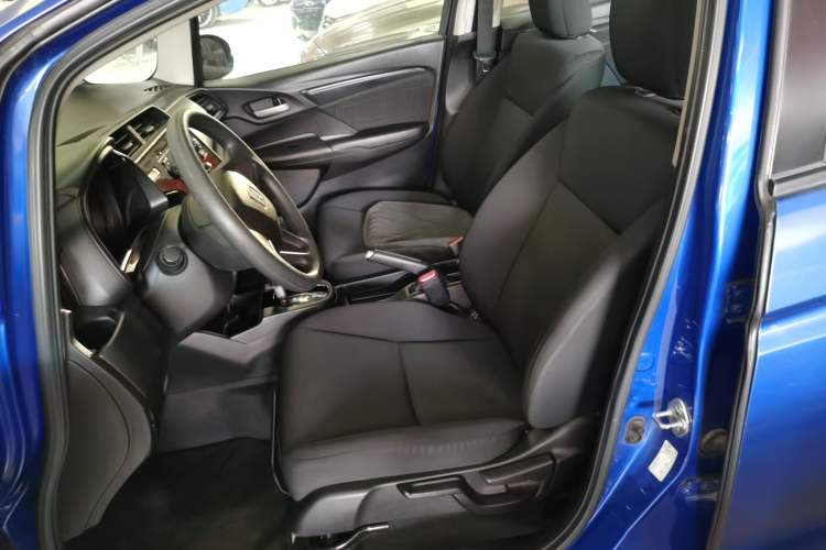 Used Honda Fit 2014 1.5L LX CVT Comfort Model Left Front Seat