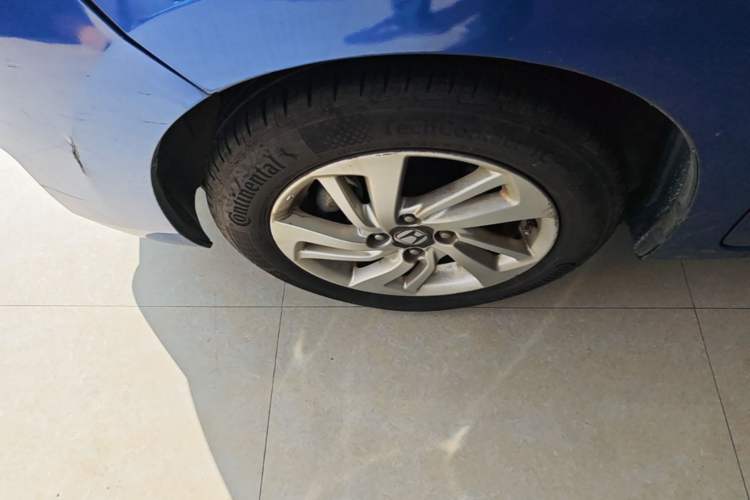 Used Honda Fit 2014 1.5L SE CVT Fashion Model Left Front Wheel Hub