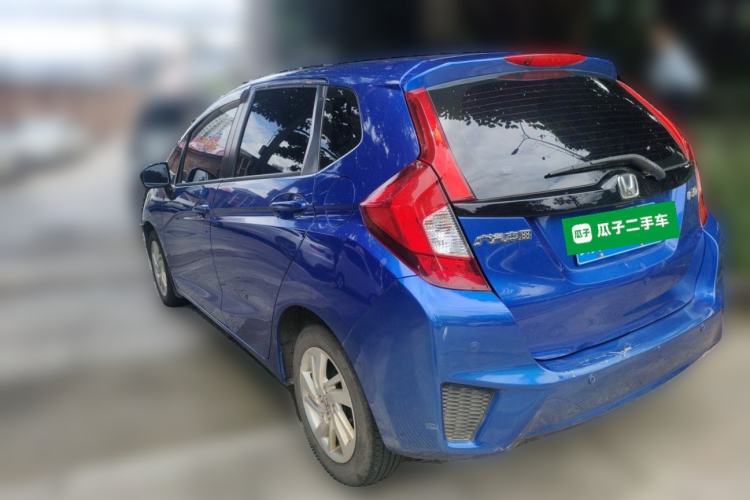 Used Honda Fit 2014 1.5L SE CVT Fashion Model Rear Left 45 Deg