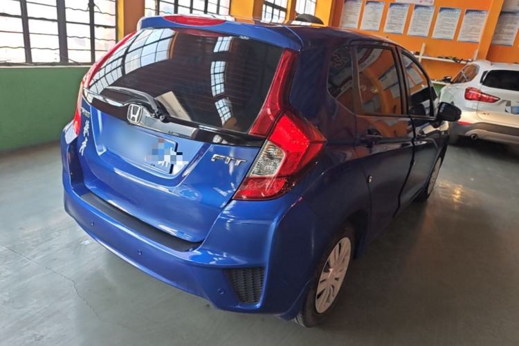Used Honda Fit 2014 1.5L LX CVT Comfort Model Rear Right 45 Deg
