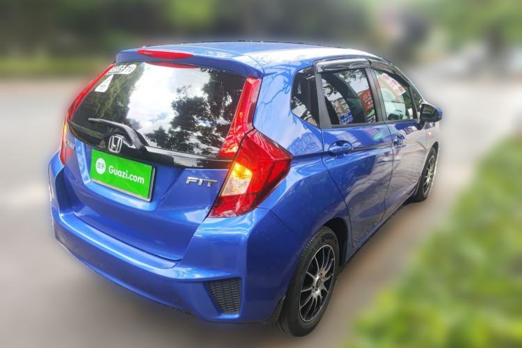 Used Honda Fit 2014 1.5L LX CVT Comfort Model Rear Right 45 Deg
