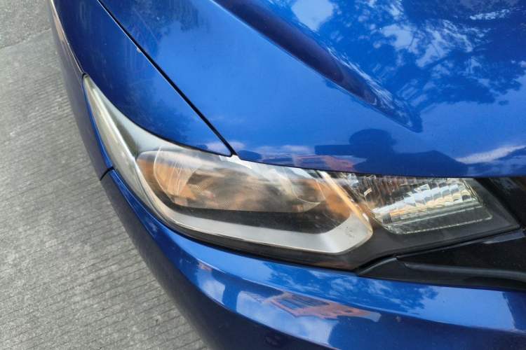 Used Honda Fit 2014 1.5L LX CVT Comfort Model Right Front Headlight