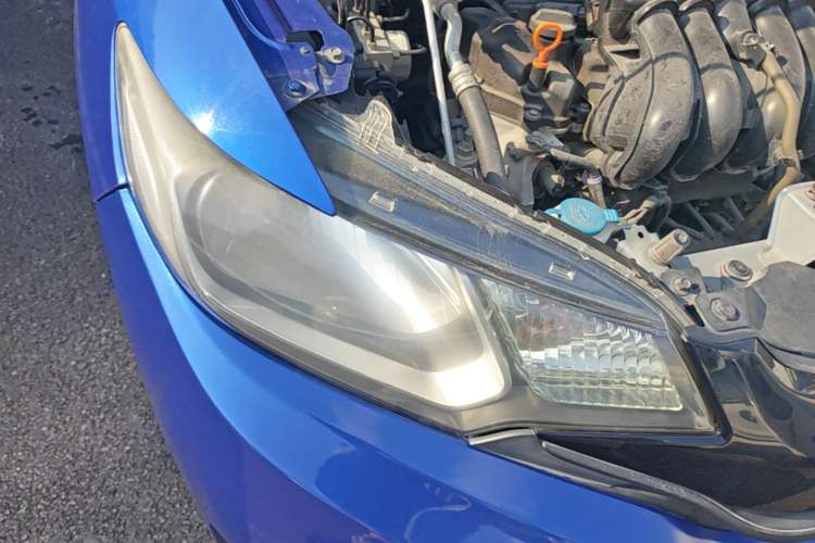 Used Honda Fit 2014 1.5L LX CVT Comfort Model Right Front Headlight