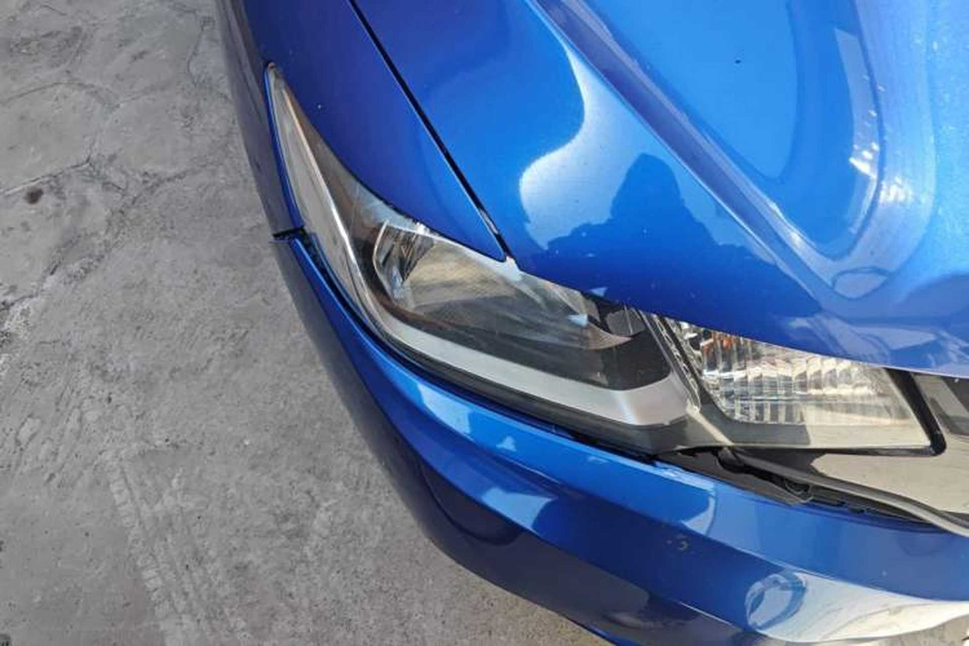 Used Honda Fit 2014 1.5L LX CVT Comfort Model Right Front Headlight