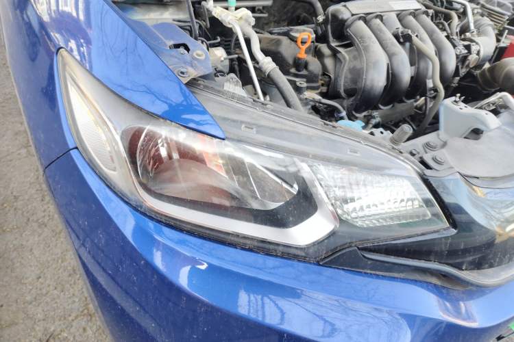 Used Honda Fit 2014 1.5L SE CVT Fashion Model Right Front Headlight