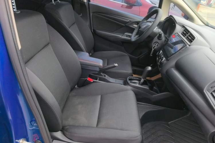 Used Honda Fit 2014 1.5L LX CVT Comfort Model Right Front Seat