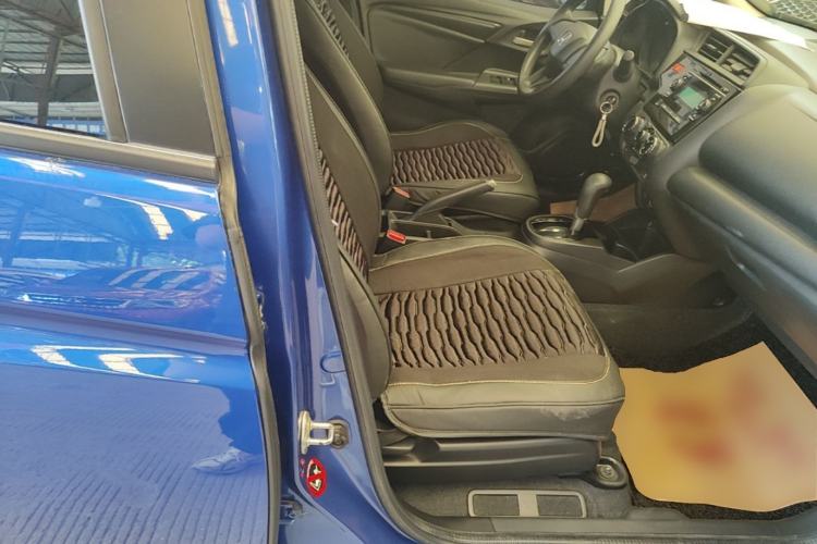 Used Honda Fit 2014 1.5L LX CVT Comfort Model Right Front Seat