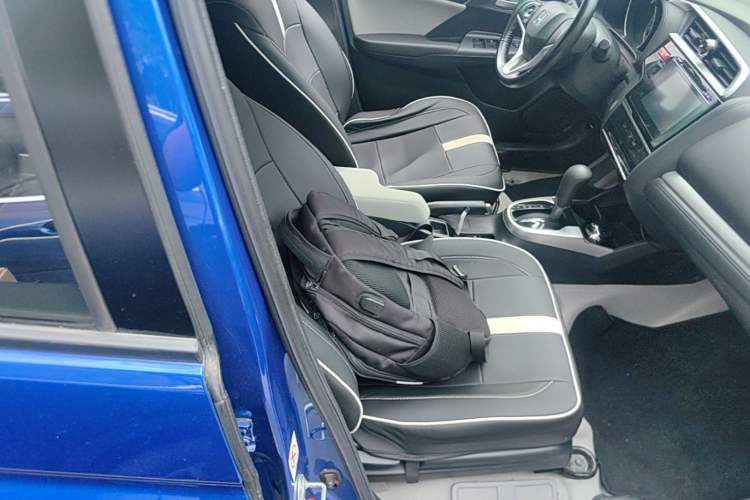Used Honda Fit 2014 1.5L EXLI CVT Leading Model Right Front Seat