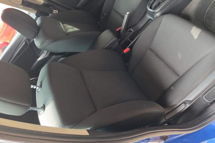 Used Honda Fit 2014 1.5L LX CVT Comfort Model Right Front Seat