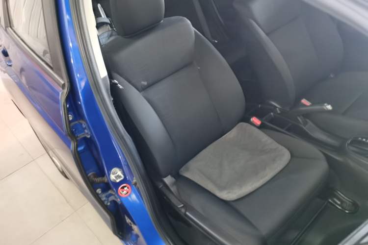 Used Honda Fit 2014 1.5L LX CVT Comfort Model Right Front Seat