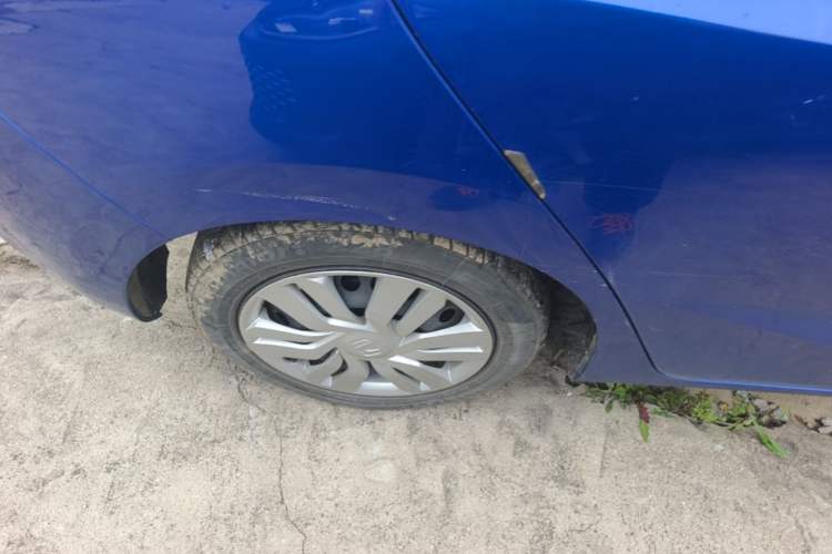Used Honda Fit 2014 1.5L LX CVT Comfort Model Right Rear Wheel Hub