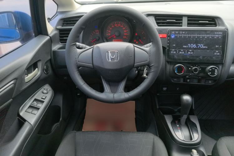 Used Honda Fit 2014 1.5L LX CVT Comfort Model Steering Wheel
