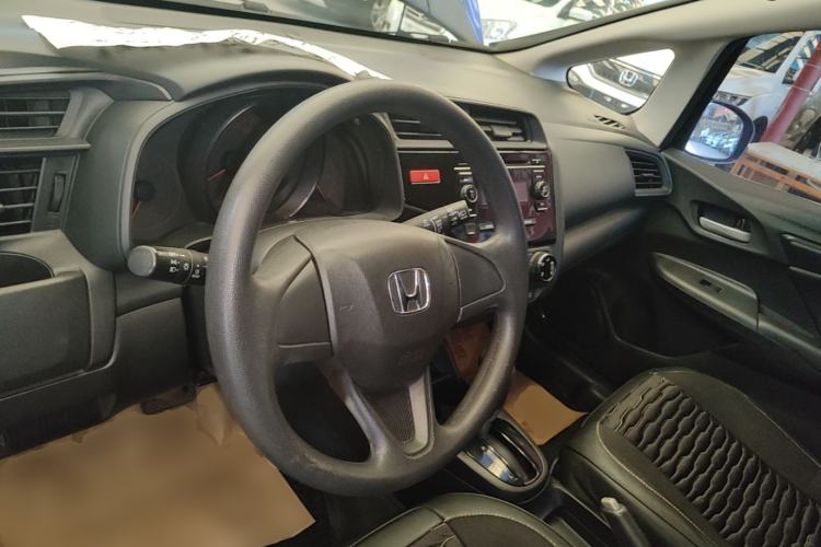 Used Honda Fit 2014 1.5L LX CVT Comfort Model Steering Wheel