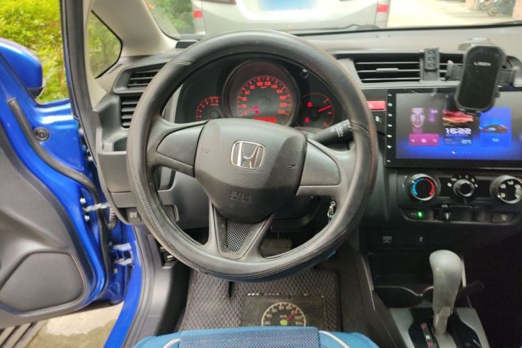Used Honda Fit 2014 1.5L LX CVT Comfort Model Steering Wheel