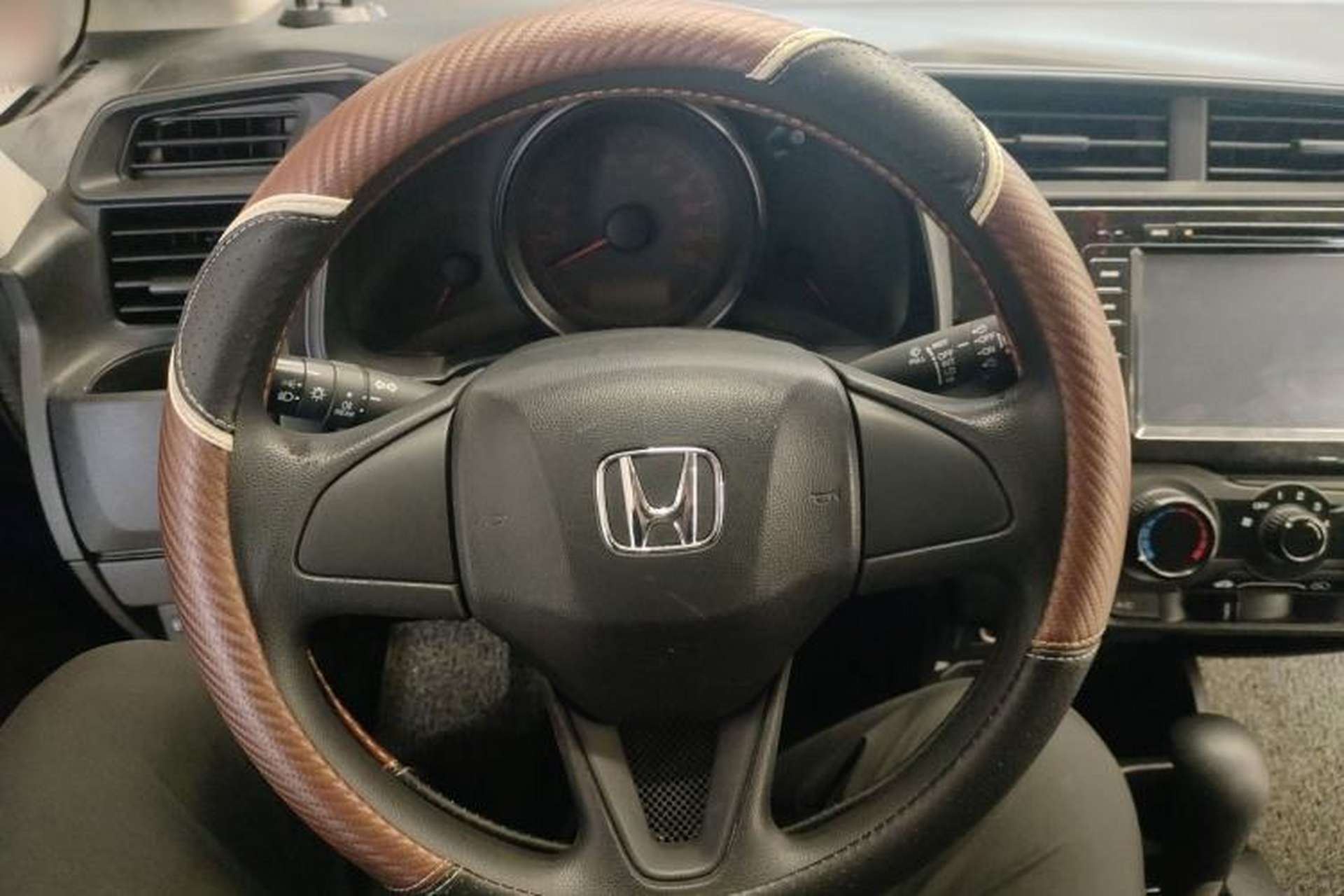 Used Honda Fit 2014 1.5L LX CVT Comfort Model Steering Wheel