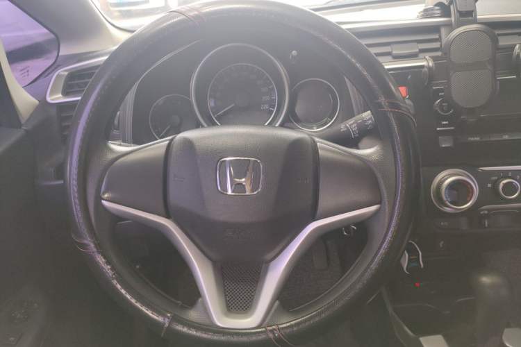 Used Honda Fit 2014 1.5L SE CVT Fashion Model Steering Wheel