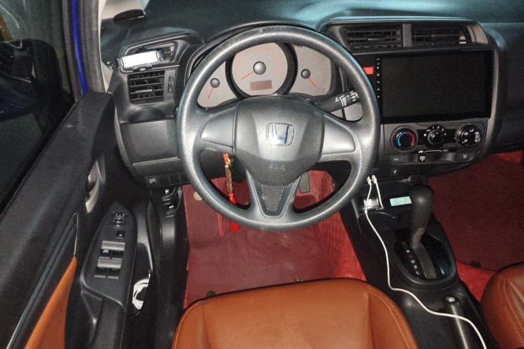 Used Honda Fit 2014 1.5L LX CVT Comfort Model Steering Wheel