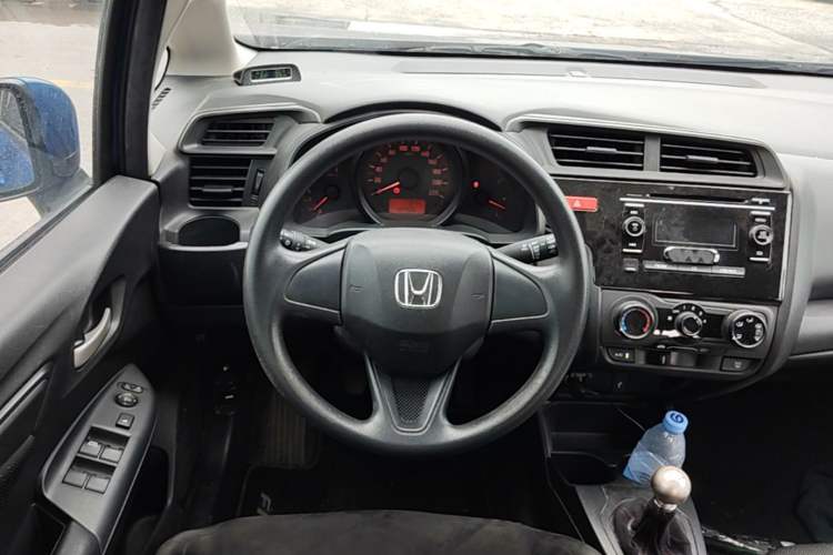 Used Honda Fit 2014 1.5L LX Manual Comfort Model Steering Wheel