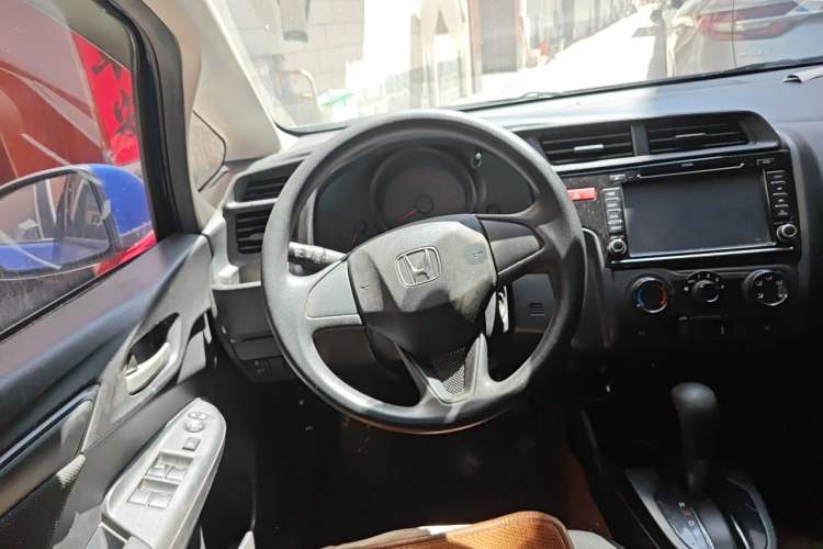 Used Honda Fit 2014 1.5L LX CVT Comfort Model Steering Wheel