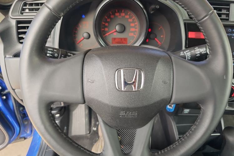 Used Honda Fit 2014 1.5L LX CVT Comfort Model Steering Wheel