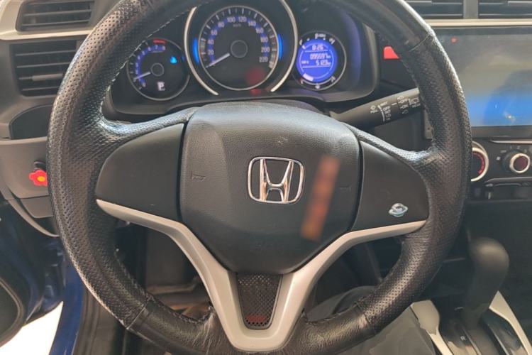 Used Honda Fit 2014 1.5L SE CVT Fashion Model Steering Wheel