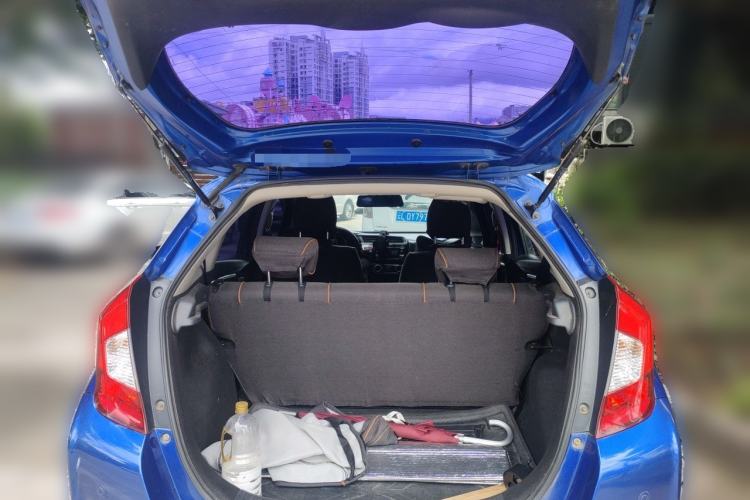 Used Honda Fit 2014 1.5L SE CVT Fashion Model Trunk