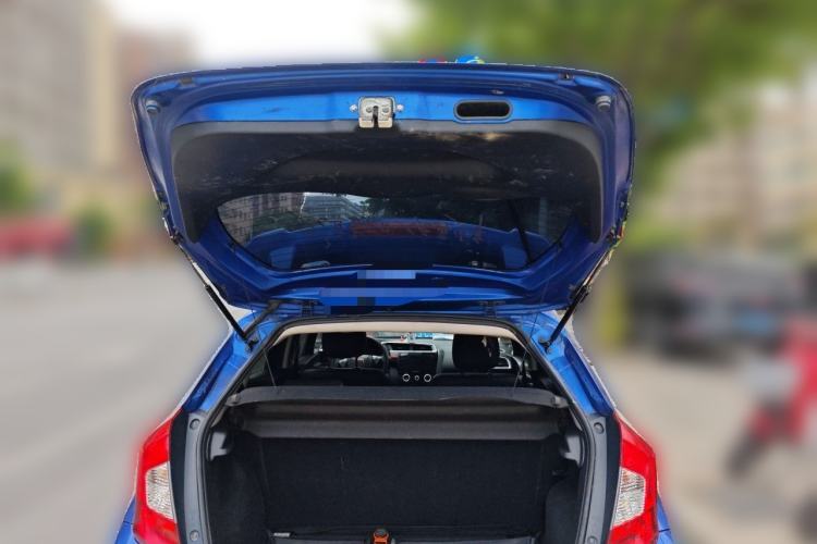 Used Honda Fit 2014 1.5L LX CVT Comfort Model Trunk