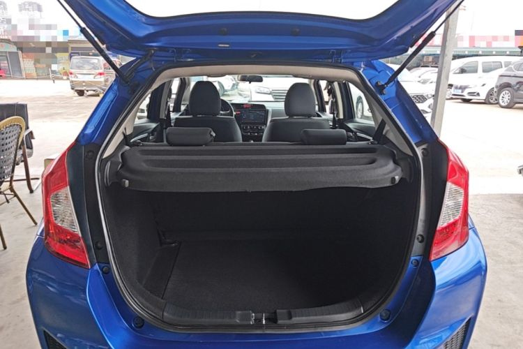 Used Honda Fit 2014 1.5L LX CVT Comfort Model Trunk