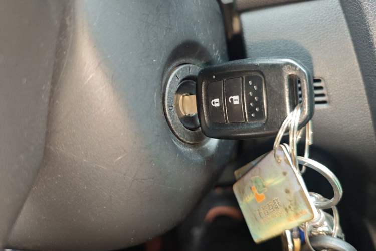 Used Honda Fit 2014 1.5L SE CVT Fashion Model Vehicle Key