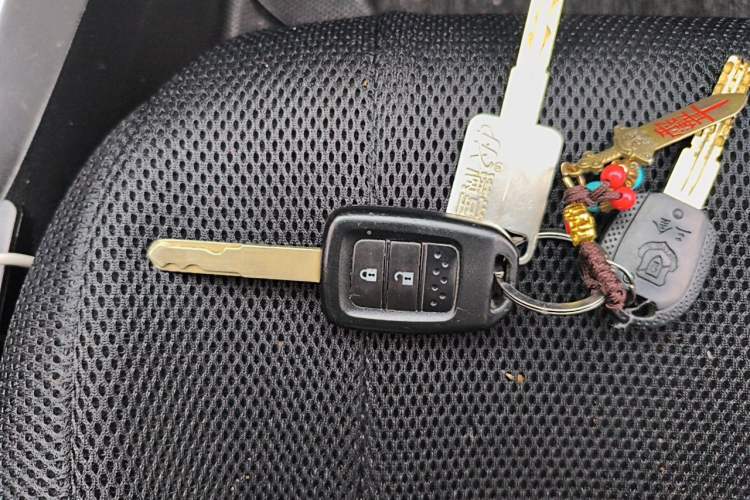Used Honda Fit 2014 1.5L SE CVT Fashion Model Vehicle Key