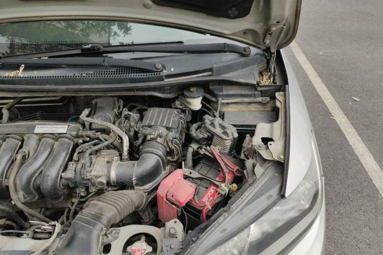 Used Honda Fit 2014 1.5L LX CVT Comfort Model Engine Bay Left