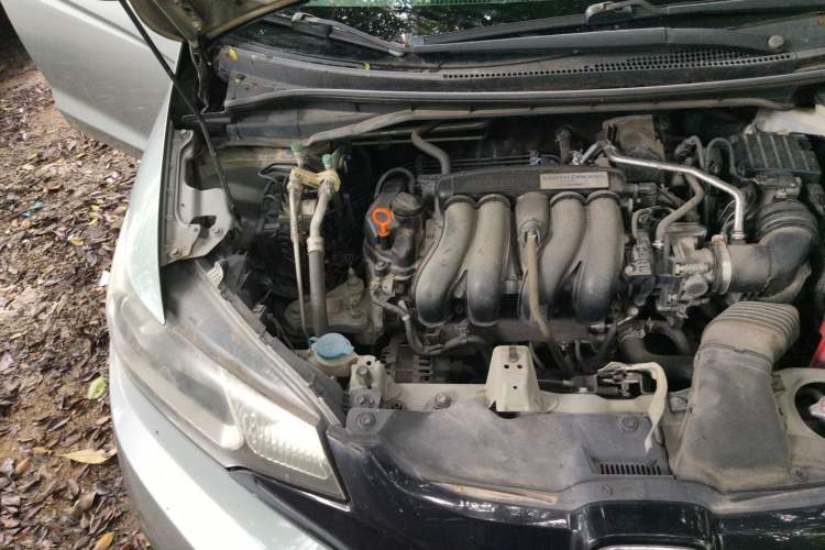 Used Honda Fit 2014 1.5L LX CVT Comfort Model Engine Bay Right