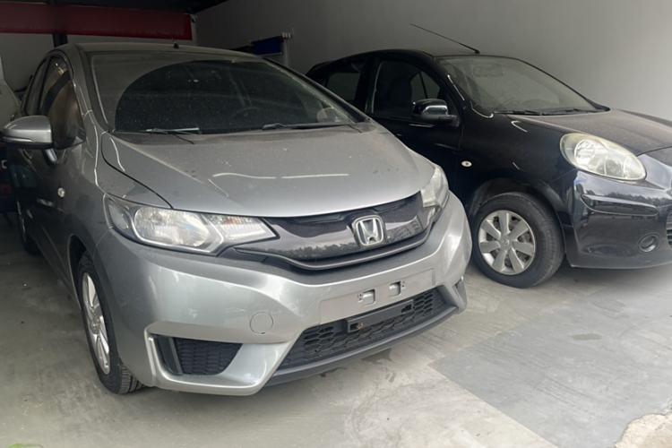 Used Honda Fit 2014 1.5L LX CVT Comfort Model Exterior 2