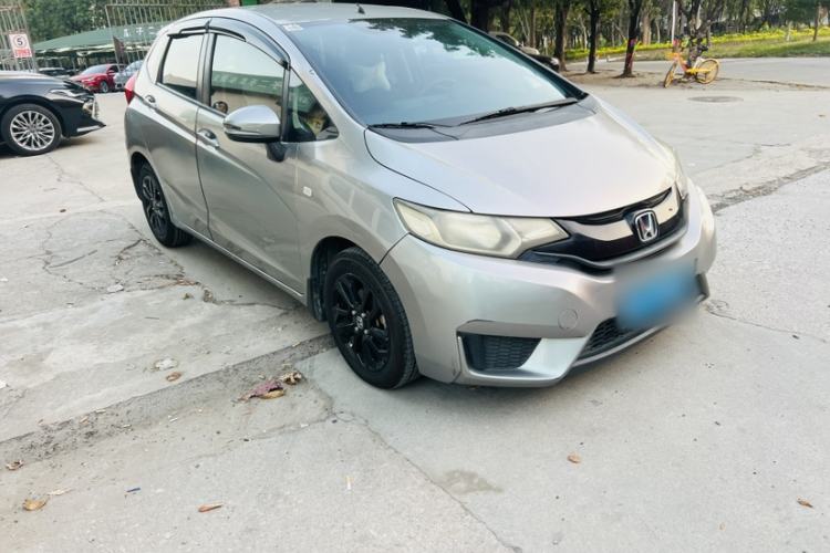 Used Honda Fit 2014 1.5L LX CVT Comfort Model Exterior 3