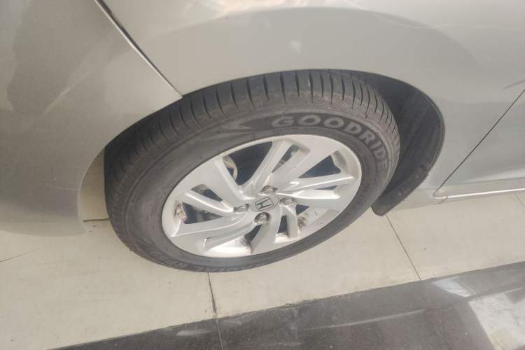Used Honda Fit 2014 1.5L LX CVT Comfort Model Exterior 4
