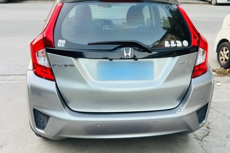 Used Honda Fit 2014 1.5L LX CVT Comfort Model Exterior 4