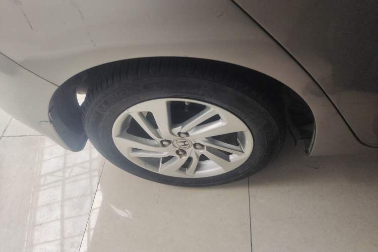 Used Honda Fit 2014 1.5L LX CVT Comfort Model Exterior 5