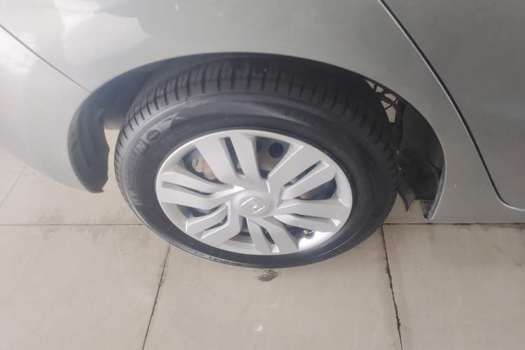 Used Honda Fit 2014 1.5L LX CVT Comfort Model Exterior 5