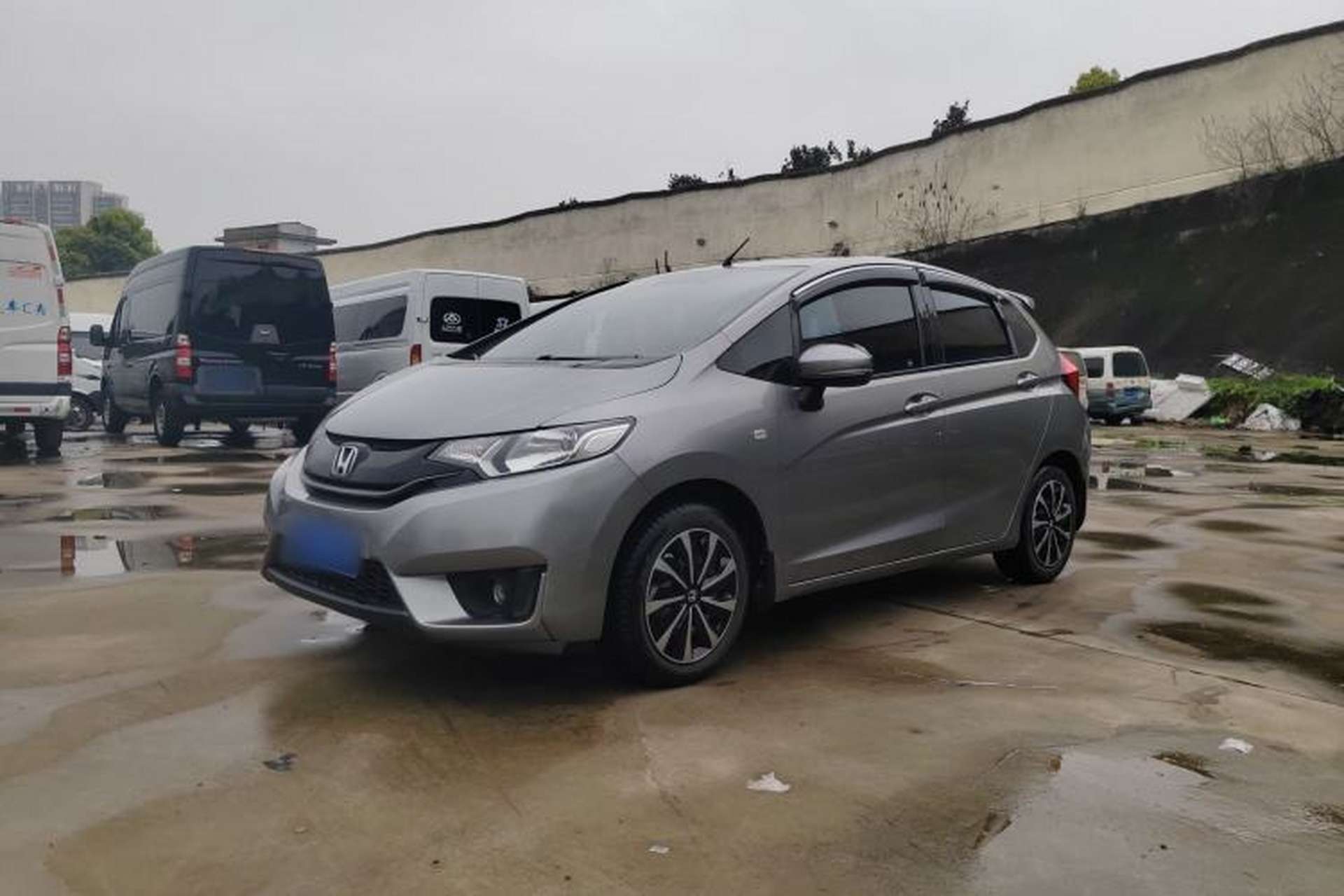 Used Honda Fit 2014 1.5L LX CVT Comfort Model Front Left 45 Deg